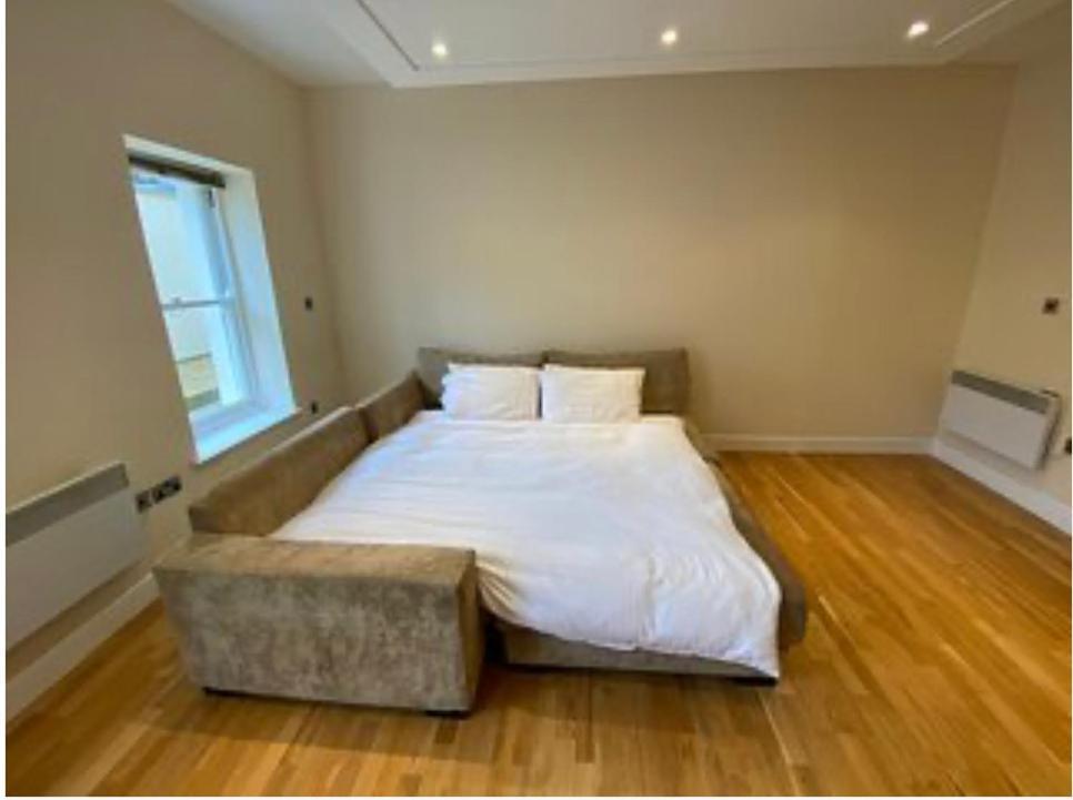 Easby Breakaways - **Modern Apartment 5 Mins From South Bay, Scarborough** Ngoại thất bức ảnh